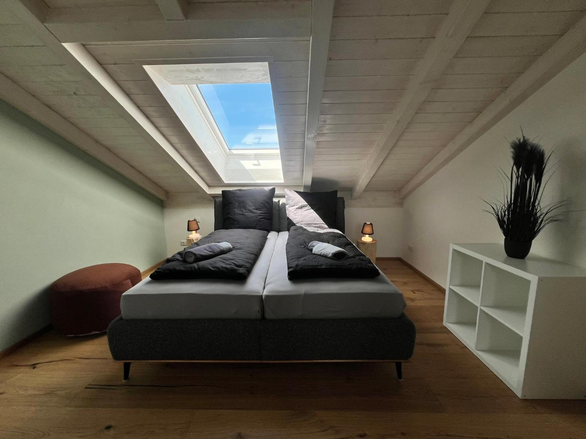 Stay Nice Apartments Dorfen Naehe Muenchen Jacuzzi Grillkota 75 Zoll Tv Kültér fotó