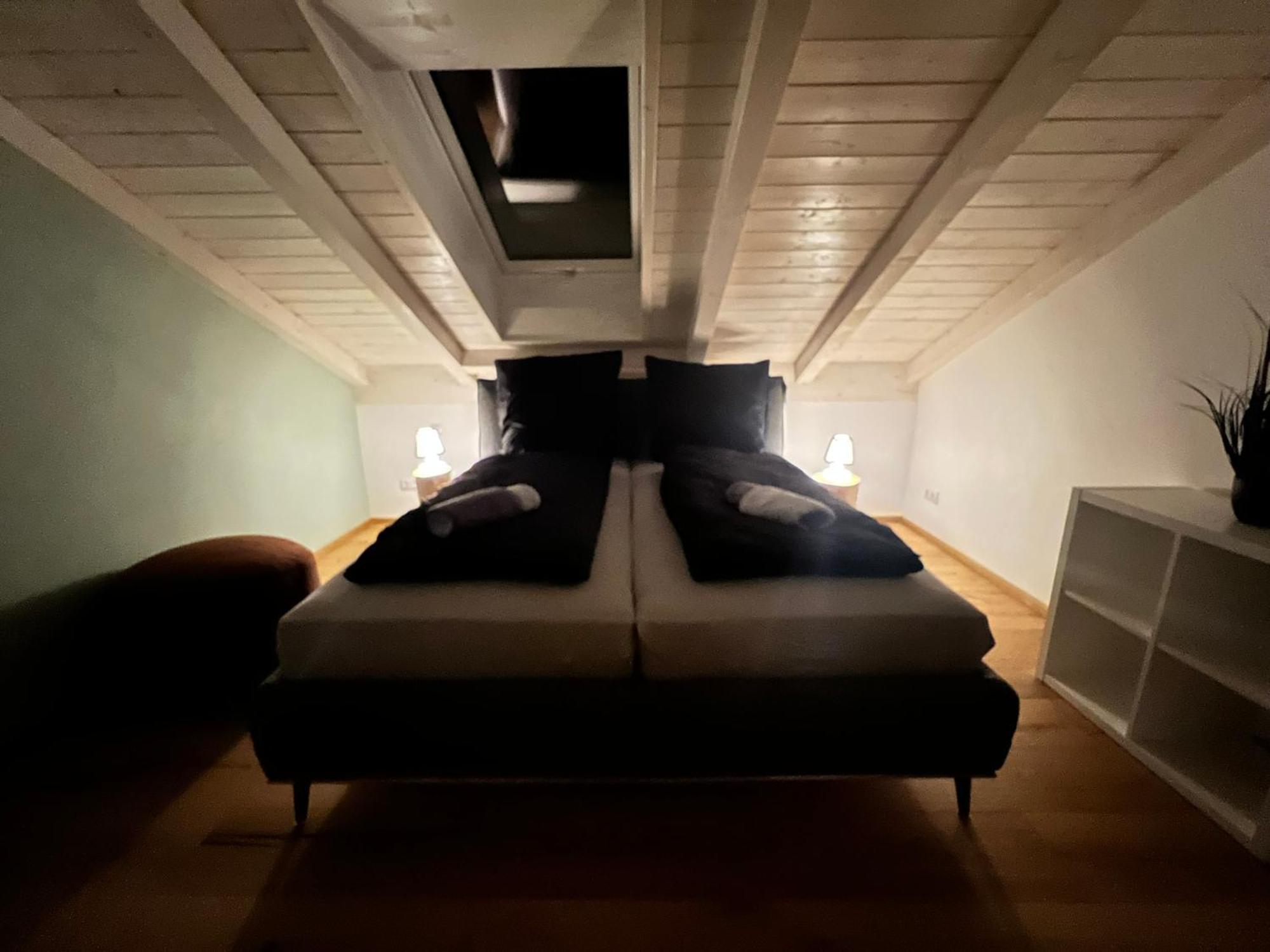 Stay Nice Apartments Dorfen Naehe Muenchen Jacuzzi Grillkota 75 Zoll Tv Kültér fotó